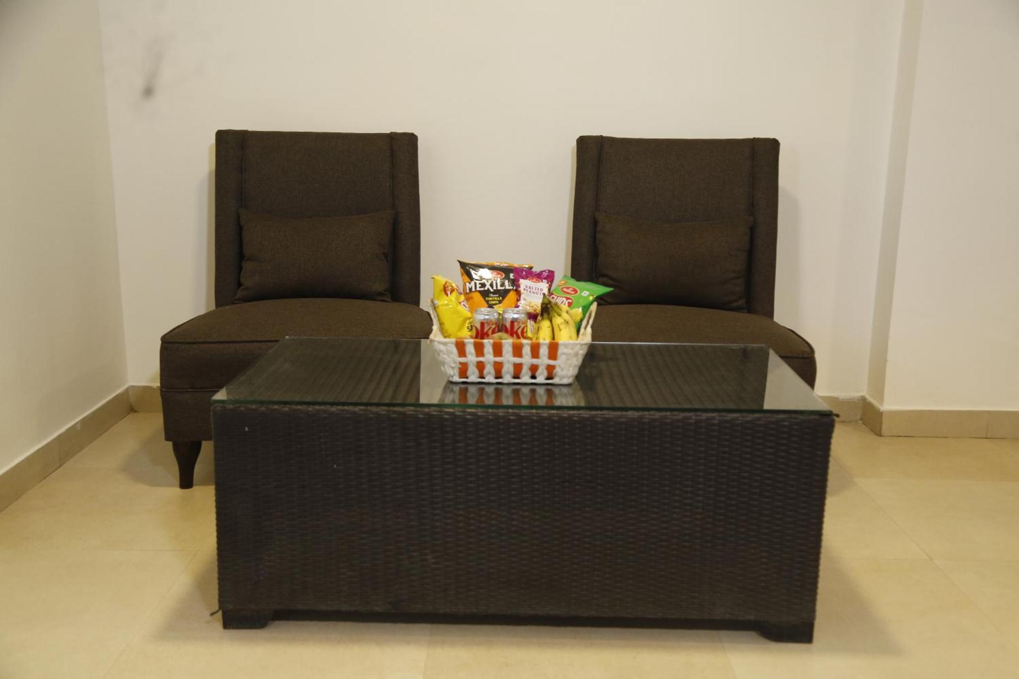 Virohaa Garden Hotel Ghaziabad Exteriör bild