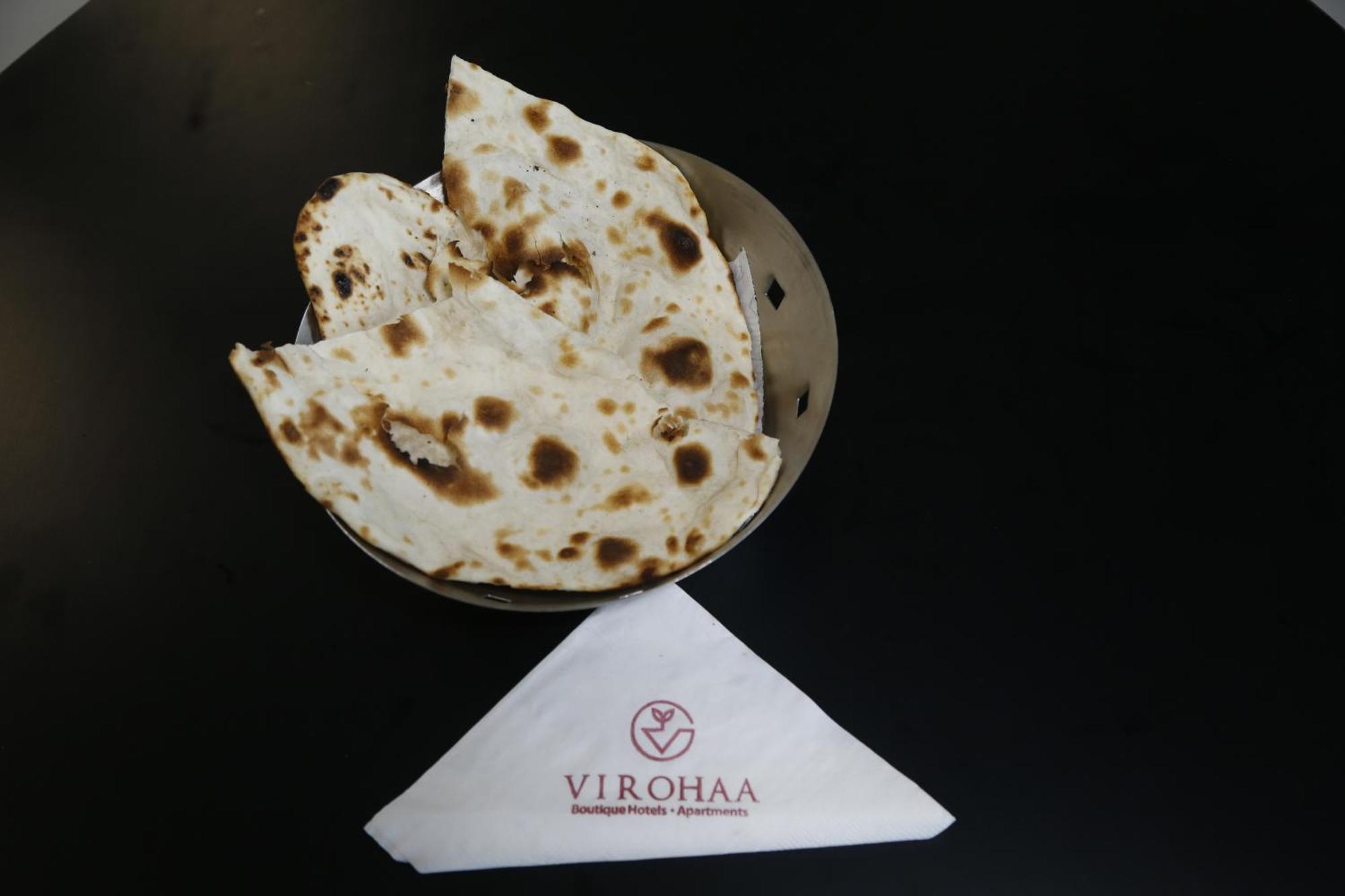 Virohaa Garden Hotel Ghaziabad Exteriör bild