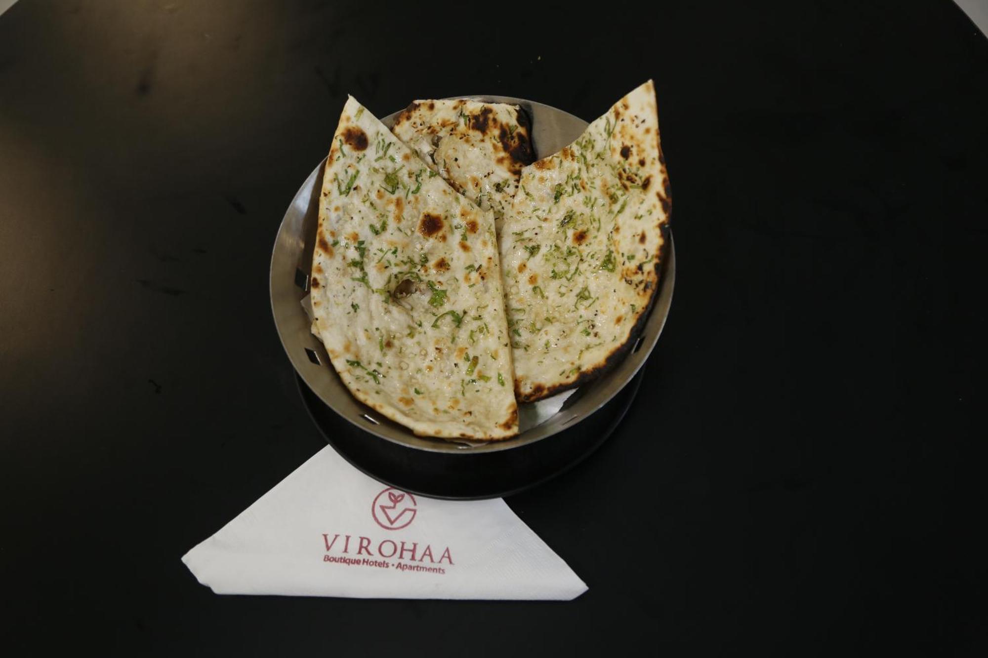 Virohaa Garden Hotel Ghaziabad Exteriör bild