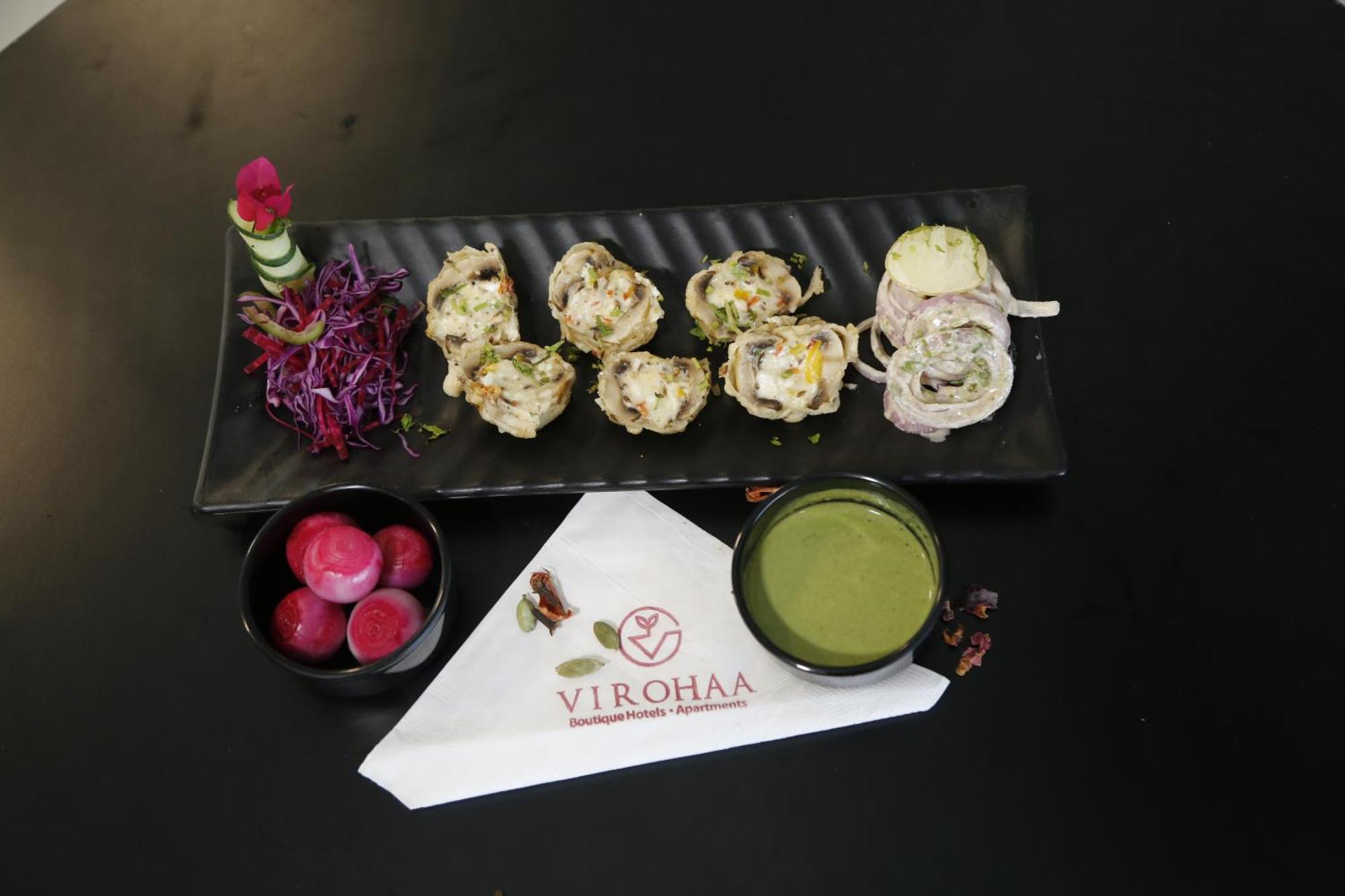 Virohaa Garden Hotel Ghaziabad Exteriör bild