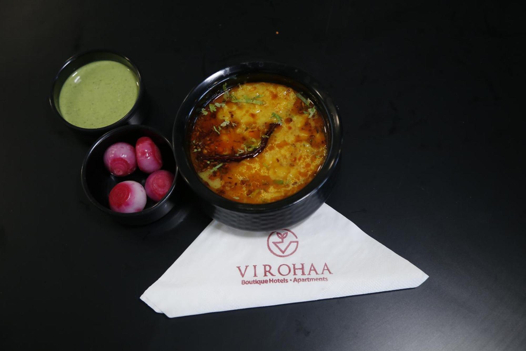 Virohaa Garden Hotel Ghaziabad Exteriör bild